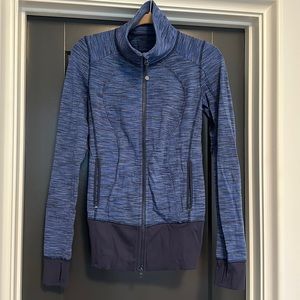 Lululemon zip up mock neck sz 4 in excellent condition